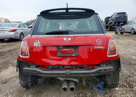 2010 Mini Cooper S z USA, uszkodzony, nr VIN WMWMF7C57ATZ74412